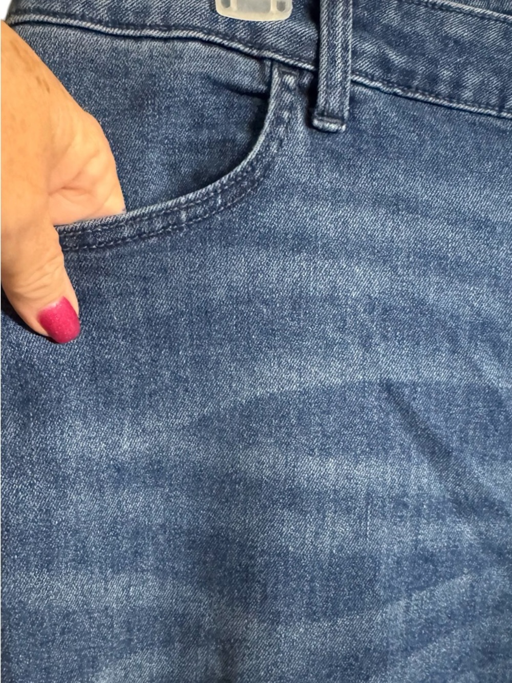 Old Navy Women’s WOW High-Rise Loose Jeans PLUS: 18 #10 - Picture 2 of 7